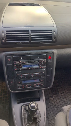 VW Sharan - 2100 € / 4107.24 лв. - 49257910 3