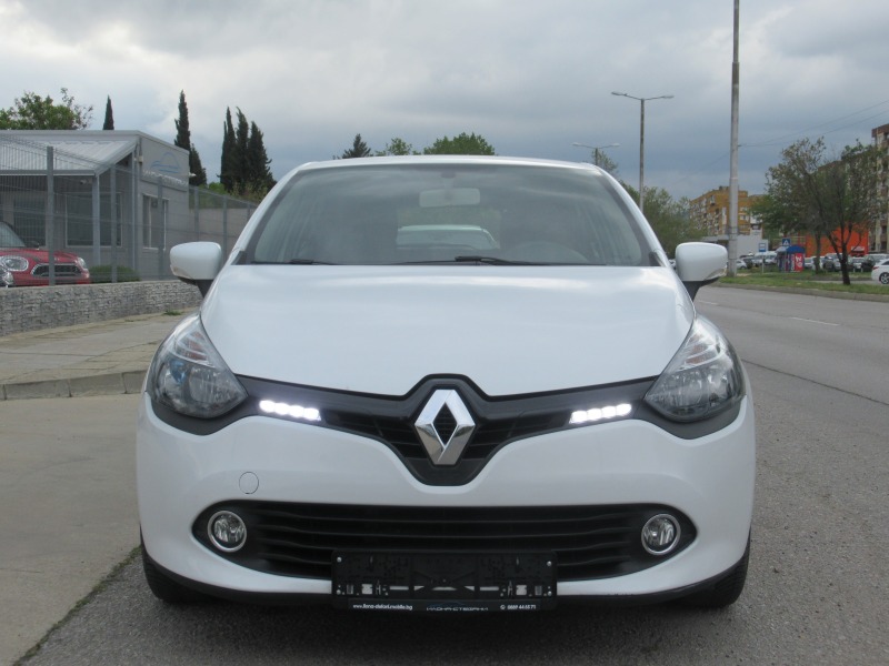 Renault Clio 1.2i Газ.инжекцион 75ps, снимка 8 - Автомобили и джипове - 40652633