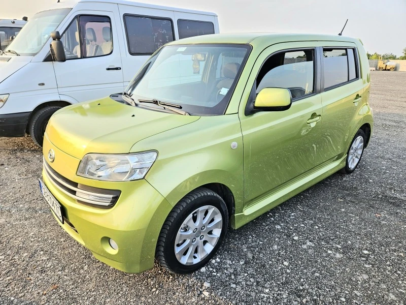 Daihatsu Materia 1.5 бензин 4х4 ТОП СЪСТОЯНИЕ РЕГИСТРИРАНА, снимка 2 - Автомобили и джипове - 41659745