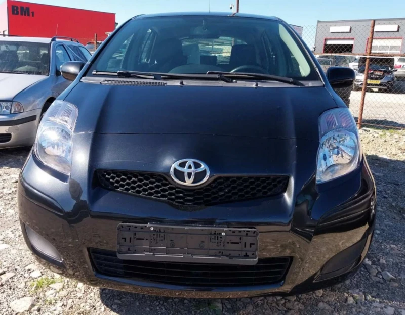 Toyota Yaris 1.33 VVT-i, снимка 5 - Автомобили и джипове - 47700740