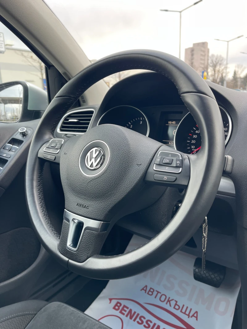 VW Golf 1.6 TDI* HIGH LINE* , снимка 13 - Автомобили и джипове - 48280652