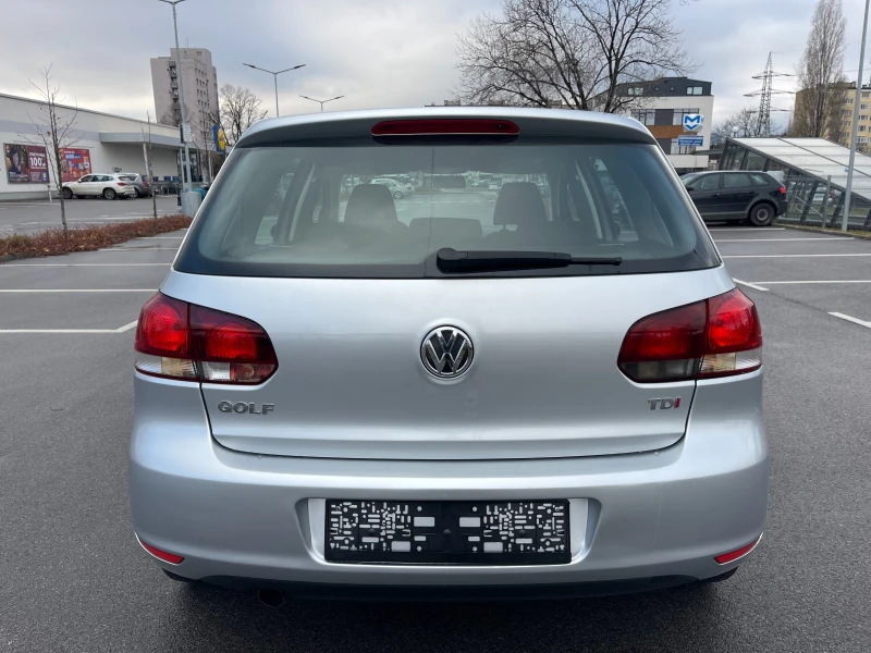 VW Golf 1.6 TDI* HIGH LINE* , снимка 5 - Автомобили и джипове - 48280652