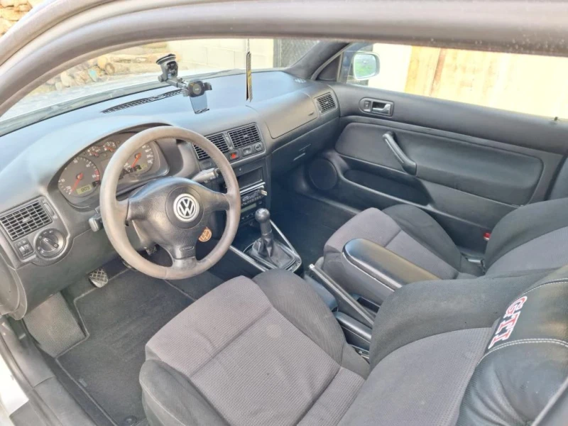 VW Golf, снимка 6 - Автомобили и джипове - 49419109