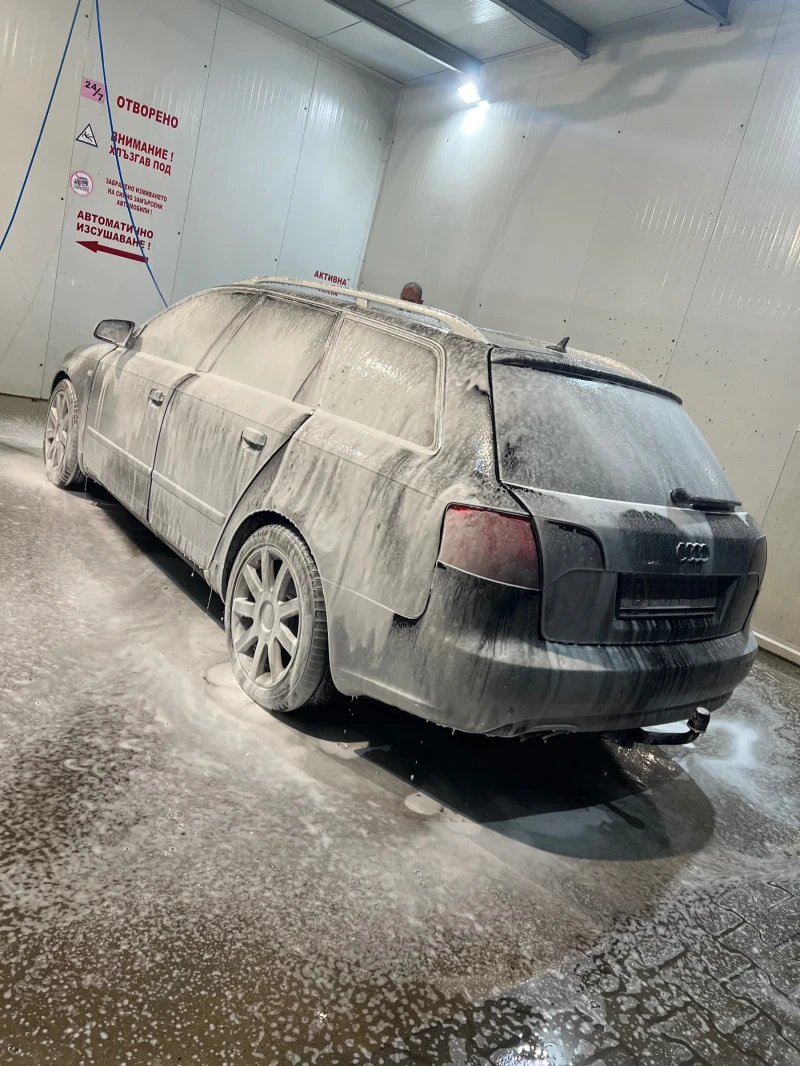 Audi A4 2.0, снимка 7 - Автомобили и джипове - 52394231