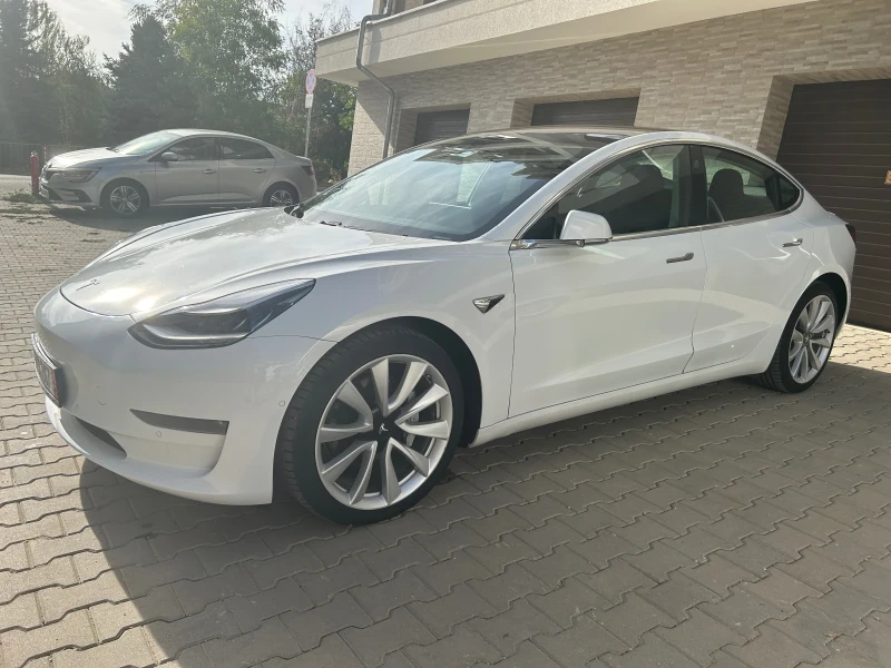 Tesla Model 3 Dual motor Long Range, снимка 3 - Автомобили и джипове - 52658567