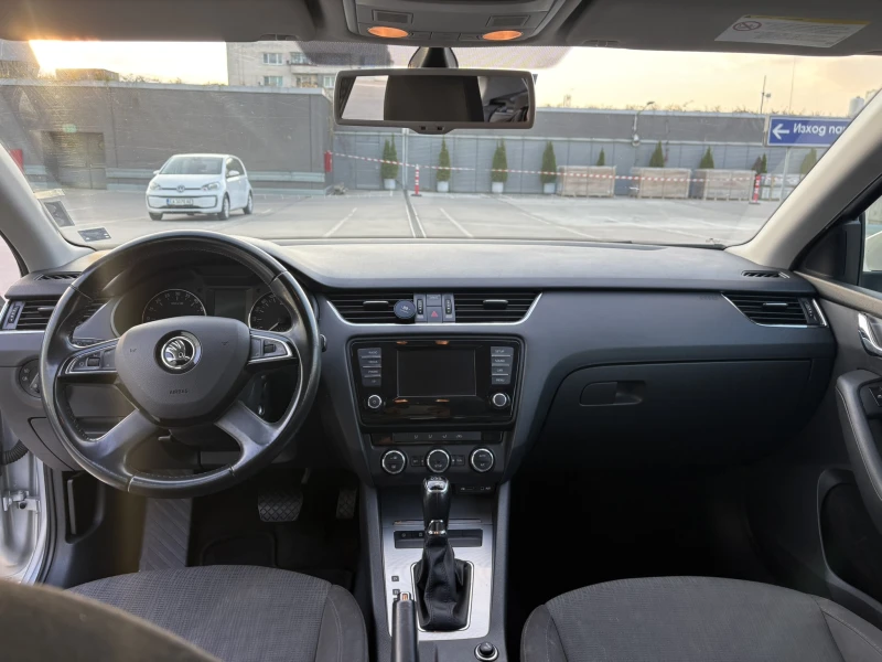 Skoda Octavia 2.0 TDI| 150 к.с| DSG| от България, снимка 11 - Автомобили и джипове - 52486462