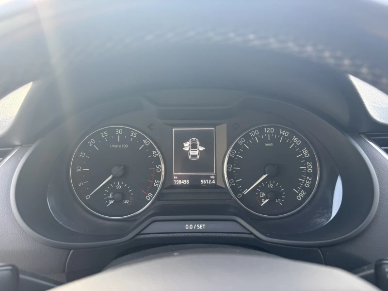 Skoda Octavia 2.0 TDI| 150 к.с| DSG| от България, снимка 12 - Автомобили и джипове - 52486462