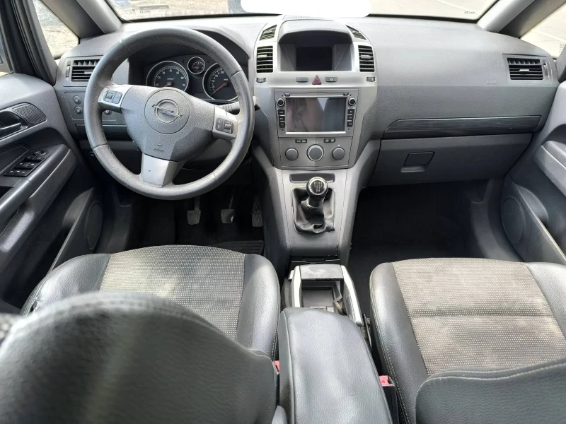 Opel Zafira, снимка 6 - Автомобили и джипове - 52355488