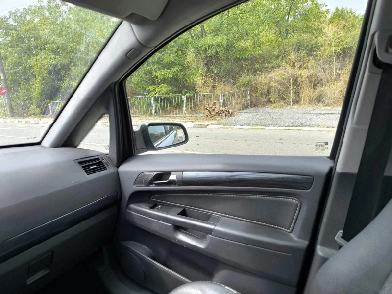 Opel Zafira, снимка 12 - Автомобили и джипове - 52355488