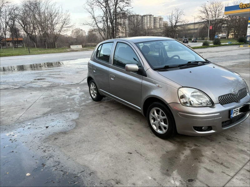 Toyota Yaris, снимка 2 - Автомобили и джипове - 53047384