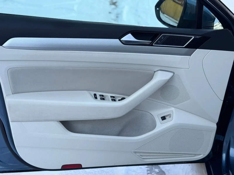 VW Passat, снимка 8 - Автомобили и джипове - 53151702