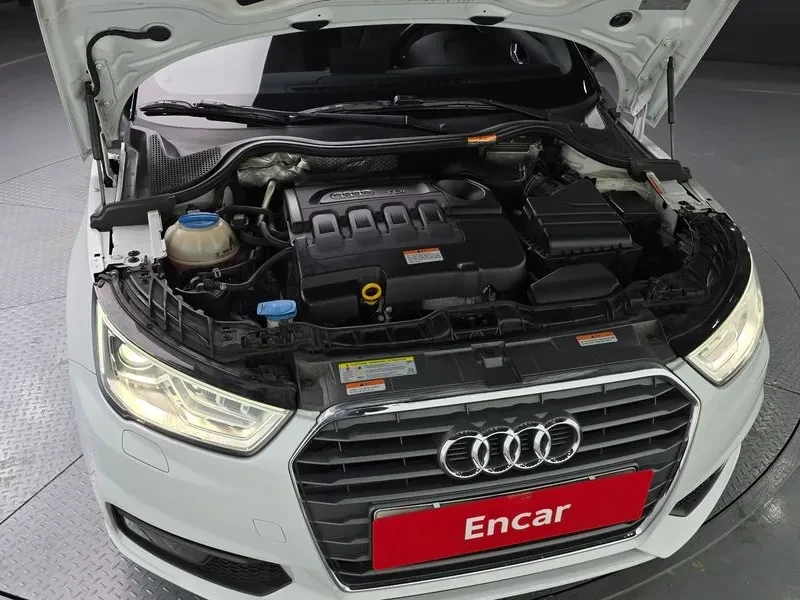 Audi A1 1.6 TDI, снимка 6 - Автомобили и джипове - 54125134
