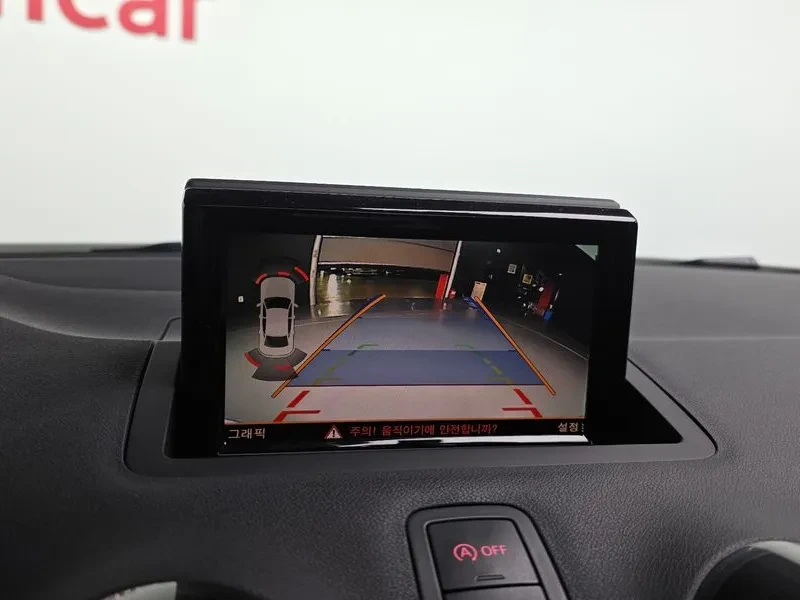 Audi A1 1.6 TDI, снимка 15 - Автомобили и джипове - 54125134