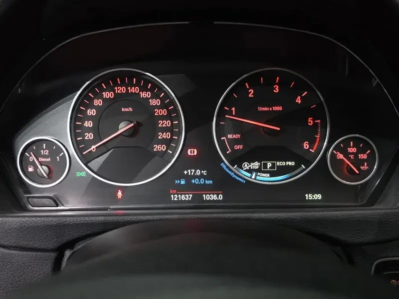 BMW 320 d, снимка 8 - Автомобили и джипове - 54592472