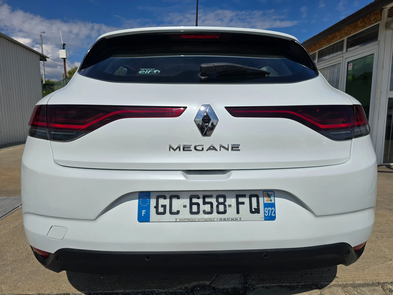 Renault Megane 29000km* KAMERA * EU6 D - изображение 4