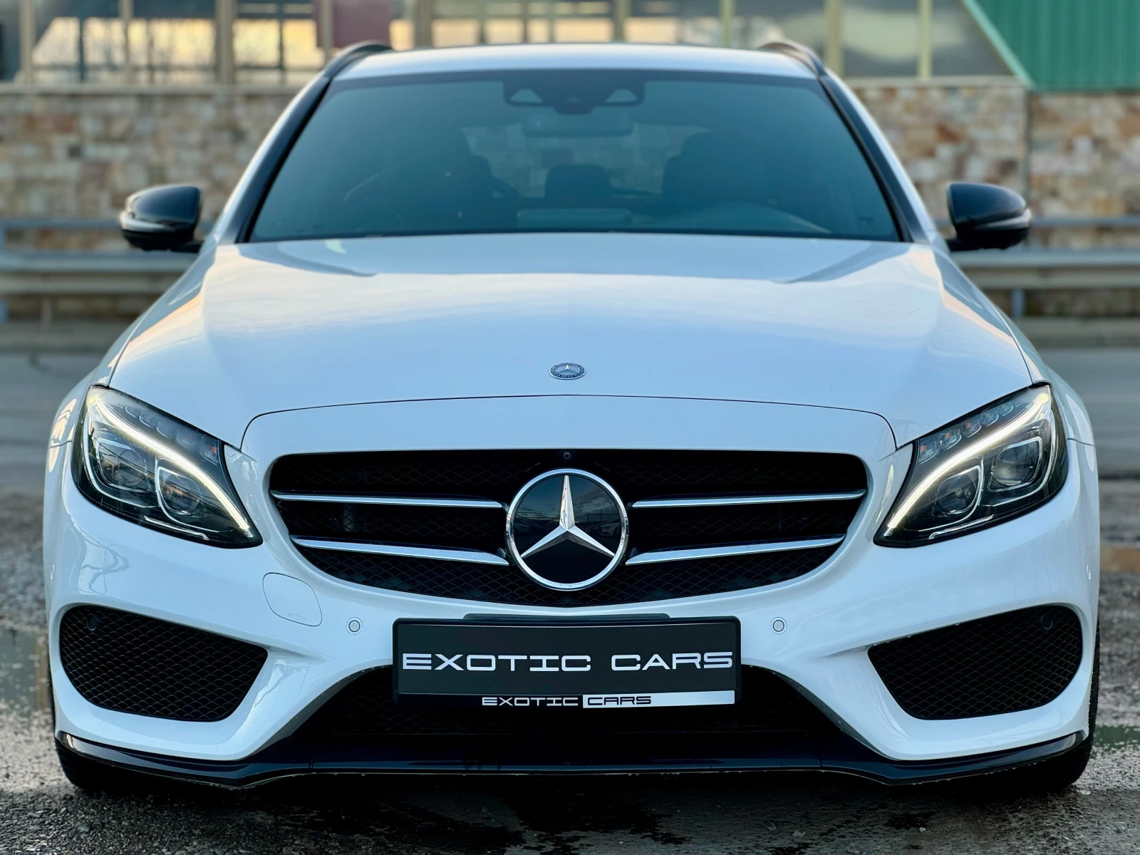 Mercedes-Benz C 250 BlueTec AMG Line ! 4matic ! SWISS ! - изображение 2