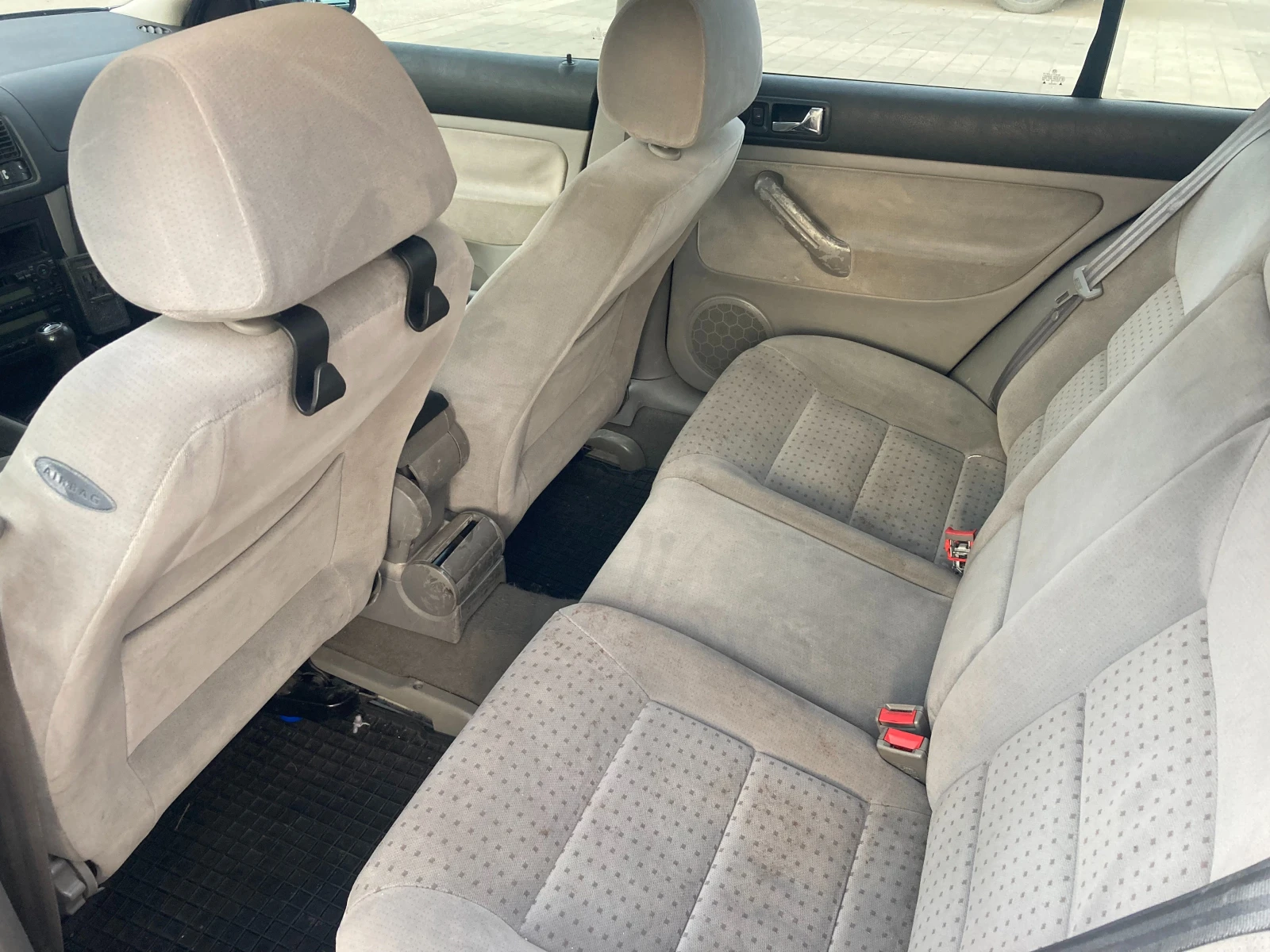 VW Golf  - изображение 10