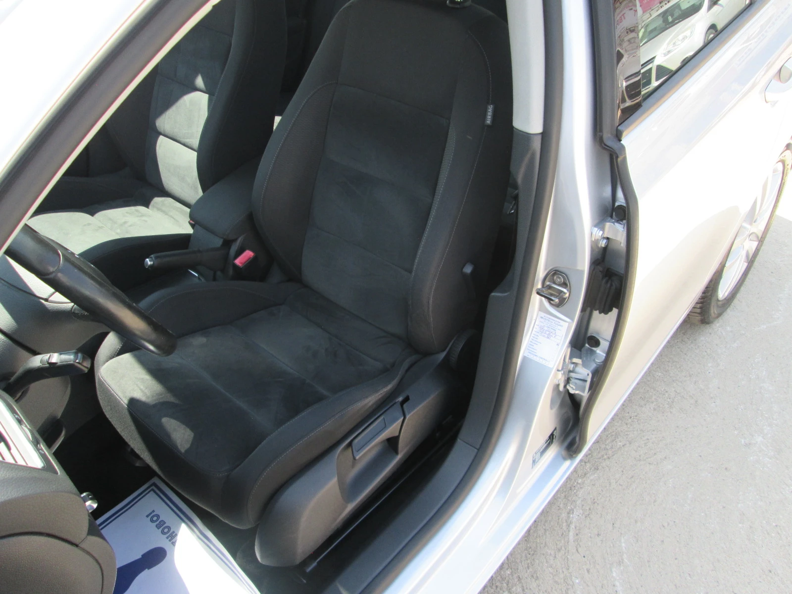 VW Golf 2.0TDI HIGHLINE  - изображение 9