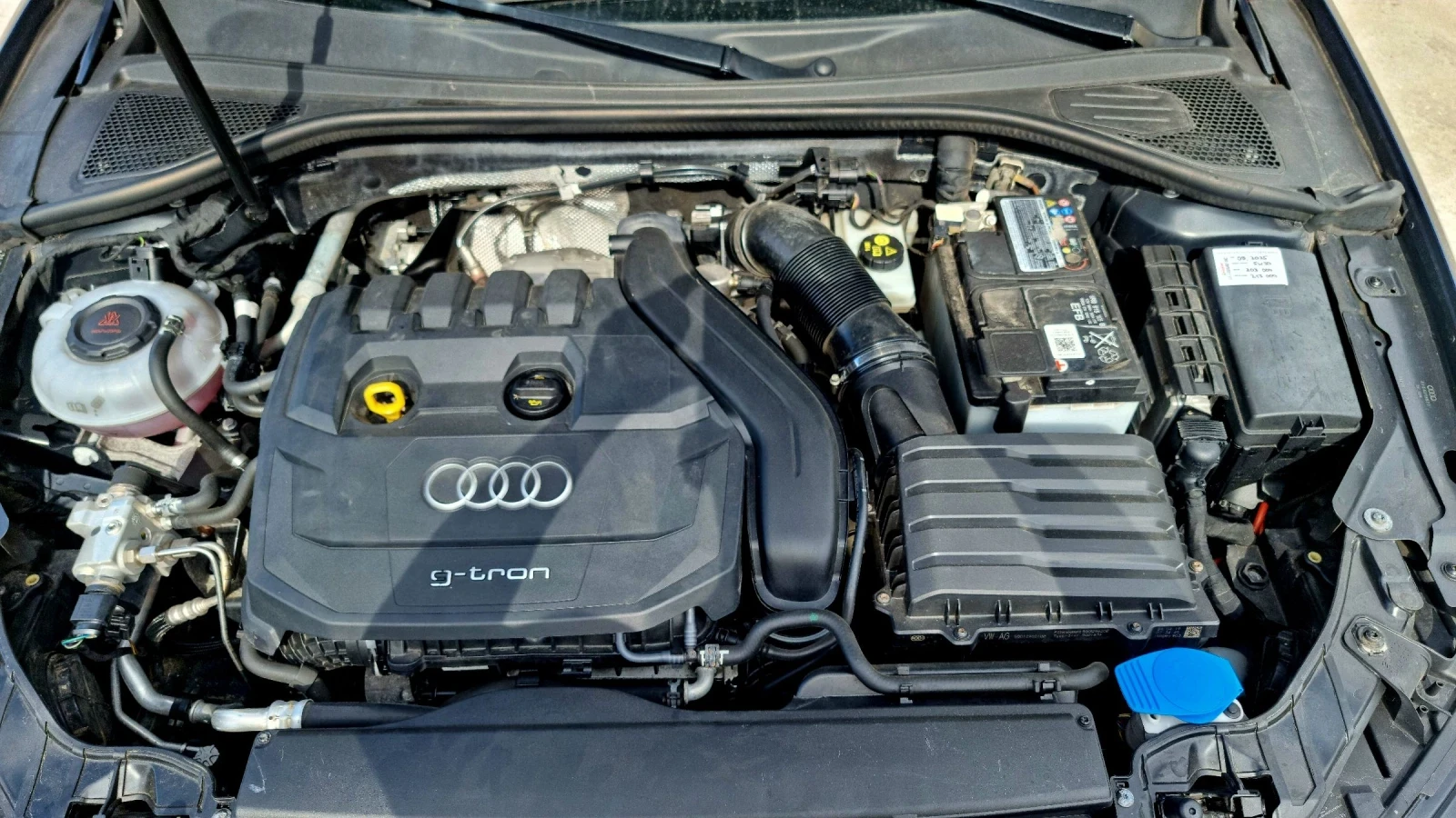 Audi A3 1.5tsi G-tron - изображение 6