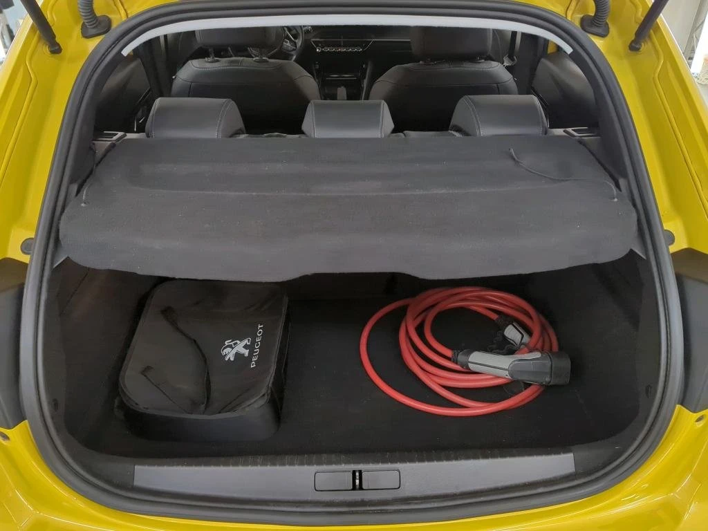 Peugeot 208 НАЛИЧНА - изображение 9