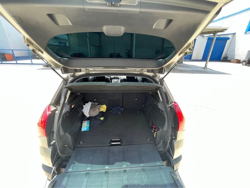 Peugeot 3008 1.6 Hdi, снимка 10 - Автомобили и джипове - 53727166