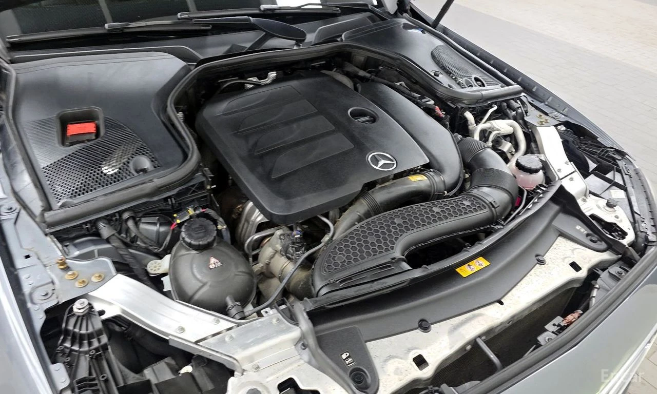 Mercedes-Benz E 350 4MATIC* AMG* LINE* BURMESTER* ХЕДЪП* ДИГИТАЛНО* ТА, снимка 17 - Автомобили и джипове - 54508926