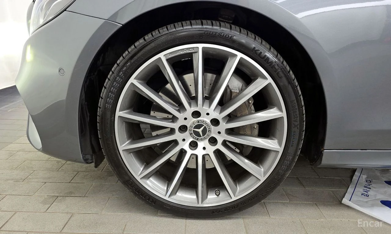 Mercedes-Benz E 350 4MATIC* AMG* LINE* BURMESTER* ХЕДЪП* ДИГИТАЛНО* ТА, снимка 5 - Автомобили и джипове - 54508926