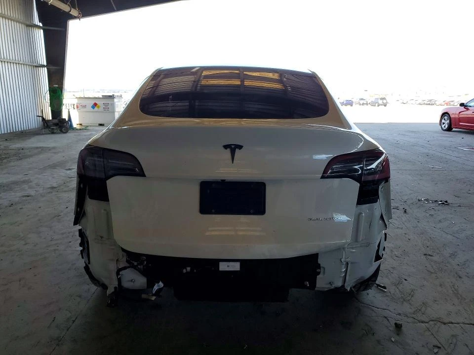 Tesla Model Y, снимка 5 - Автомобили и джипове - 54510648