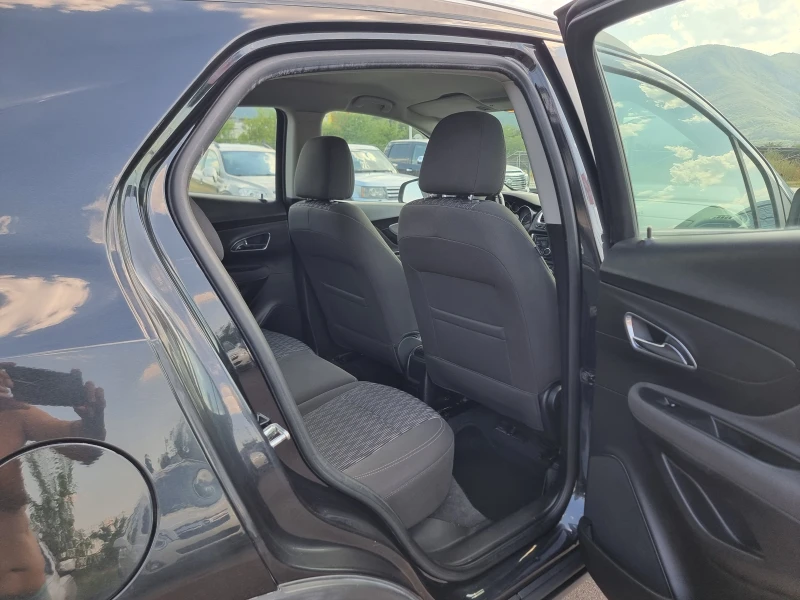 Opel Mokka 1.7CDTI 4X4, снимка 14 - Автомобили и джипове - 51114141