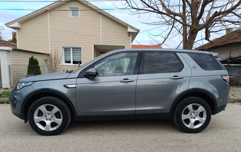 Land Rover Discovery Sport 2.0, снимка 3 - Автомобили и джипове - 52615343