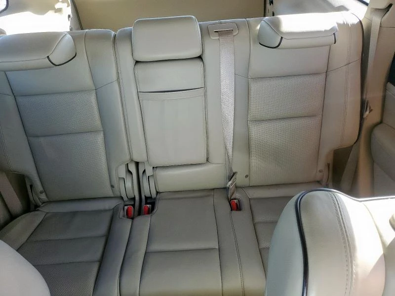 Jeep Grand cherokee OVERLAND 4X4 - изображение 10