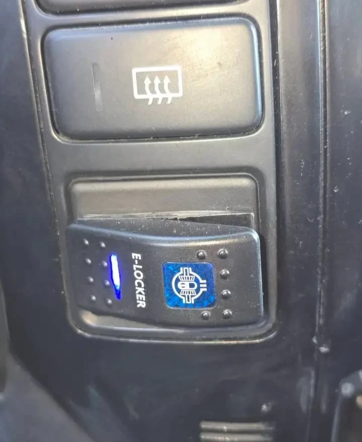 Nissan Patrol Y61 , снимка 8 - Автомобили и джипове - 54181097