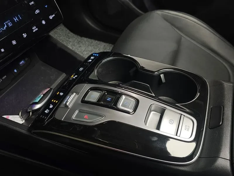 Hyundai Tucson 1.6 Hybrid - САМО 30% АВАНС, снимка 8 - Автомобили и джипове - 55991569