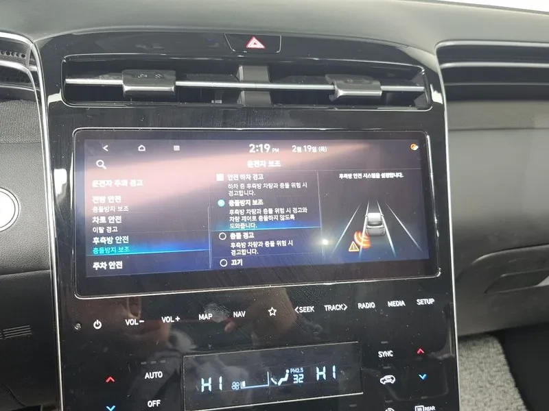 Hyundai Tucson 1.6 Hybrid - САМО 30% АВАНС, снимка 15 - Автомобили и джипове - 55991569