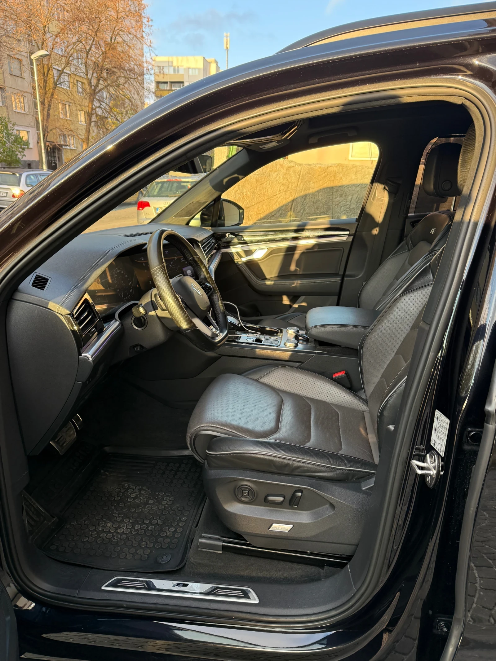 VW Touareg  - изображение 7