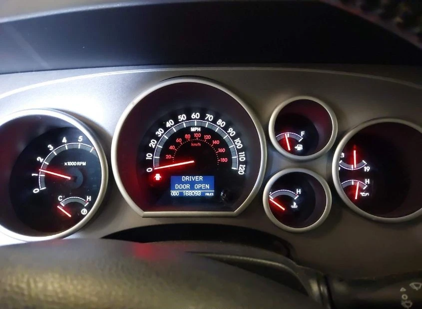 Toyota Sequoia LIMITED 5.7L V8/ ФИКСИРАНА ЦЕНА ДО БГ! - изображение 8