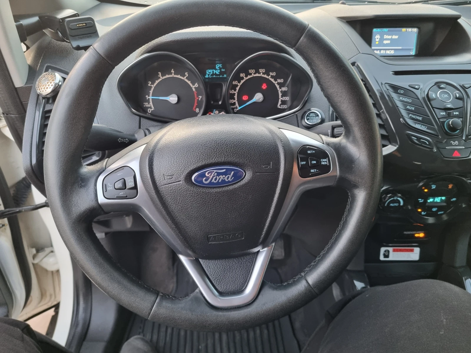Ford EcoSport 1.0i ECOBOOST TITANIUM, снимка 14 - Автомобили и джипове - 53748540