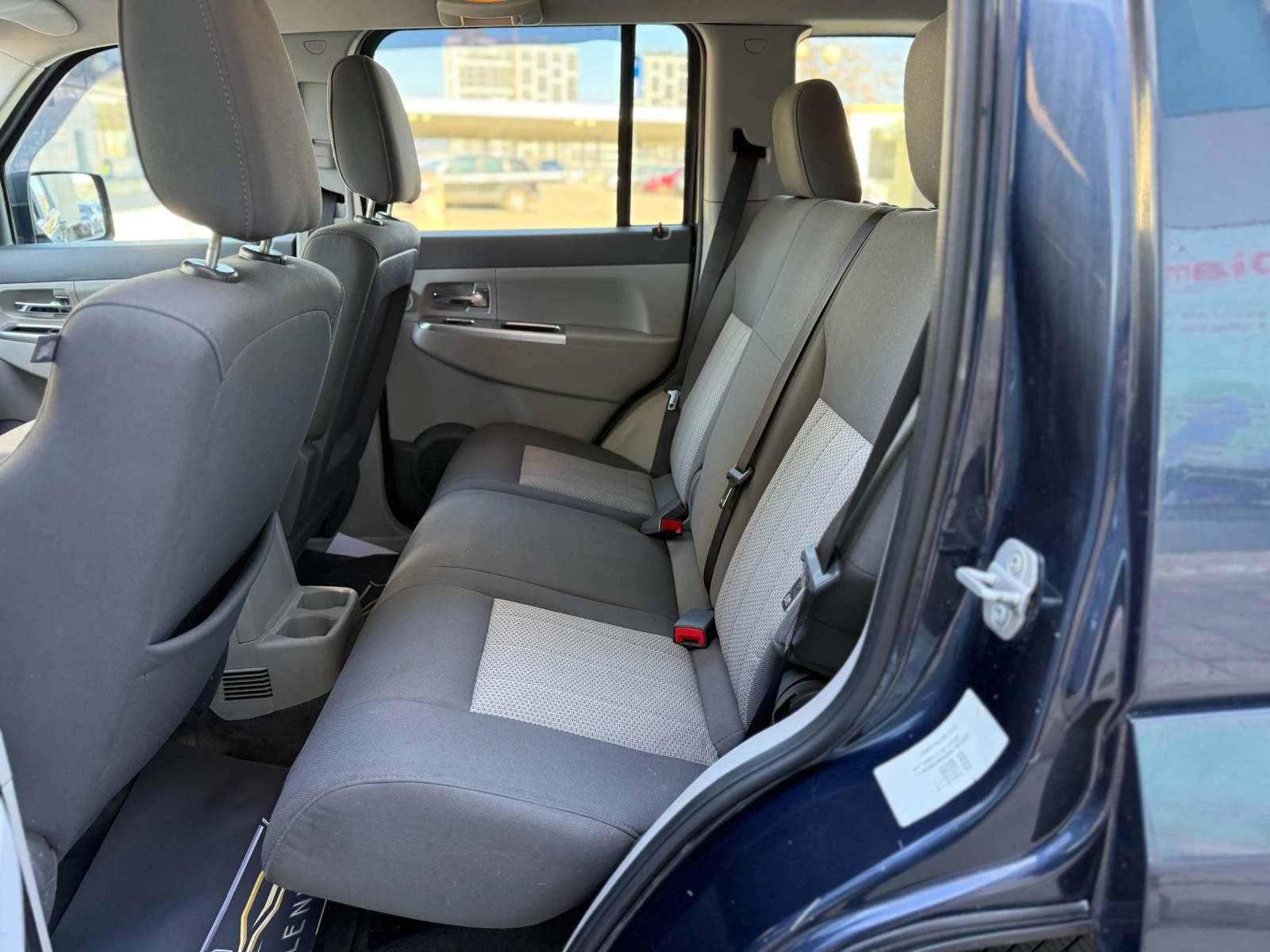 Jeep Cherokee 6 МЕСЕЦА ГАРАНЦИЯ/2.8CRDI 177к.с. 4х4, снимка 8 - Автомобили и джипове - 53813110