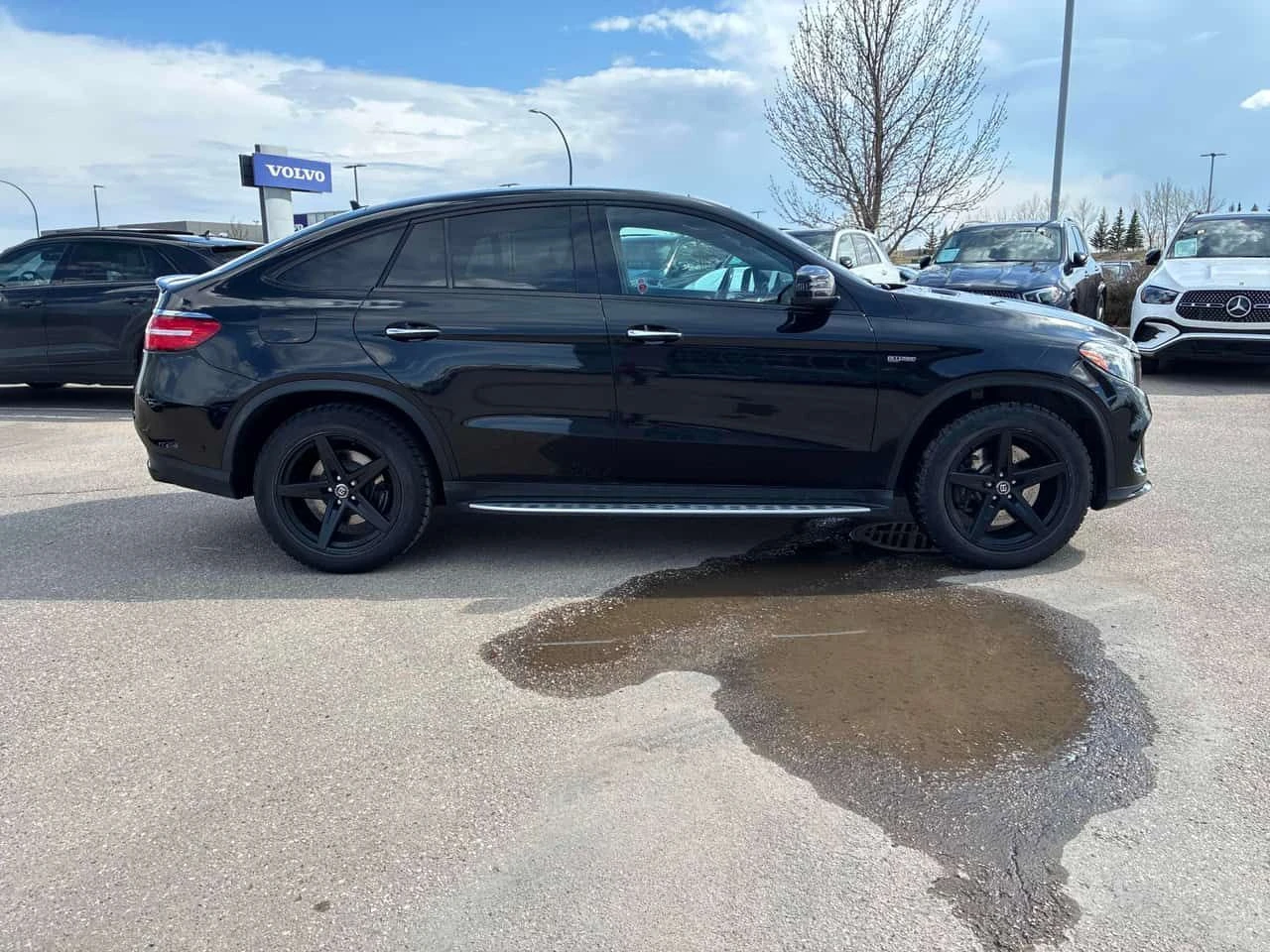 Mercedes-Benz GLE 43 AMG | HARMAN KARDON | ПОДГРЕВ | ПАНОРАМА | 360 | , снимка 3 - Автомобили и джипове - 54656423