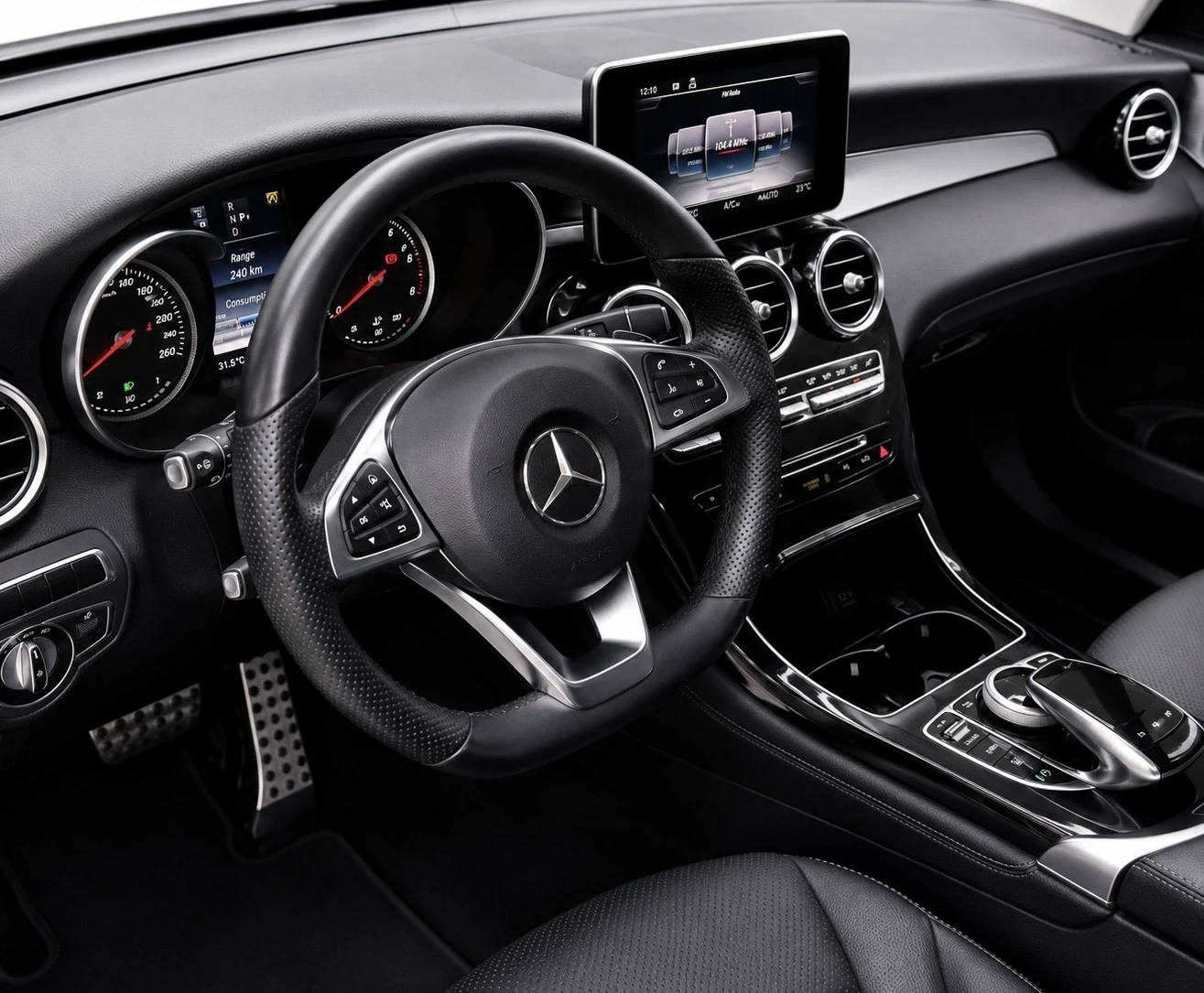 Mercedes-Benz GLC 250 AMG:: КАМЕРА::АМБИЕНТНО::ИСТОРИЯ::9G, снимка 8 - Автомобили и джипове - 54700793