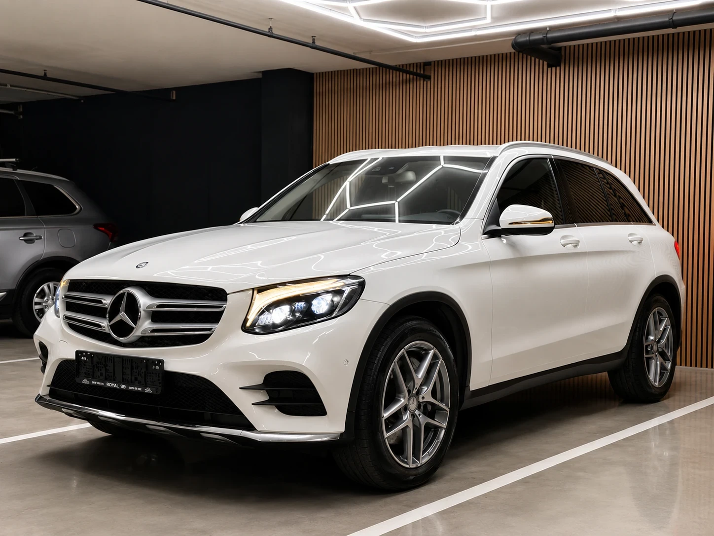 Mercedes-Benz GLC 250 AMG:: КАМЕРА::АМБИЕНТНО::ИСТОРИЯ::9G, снимка 2 - Автомобили и джипове - 54700793