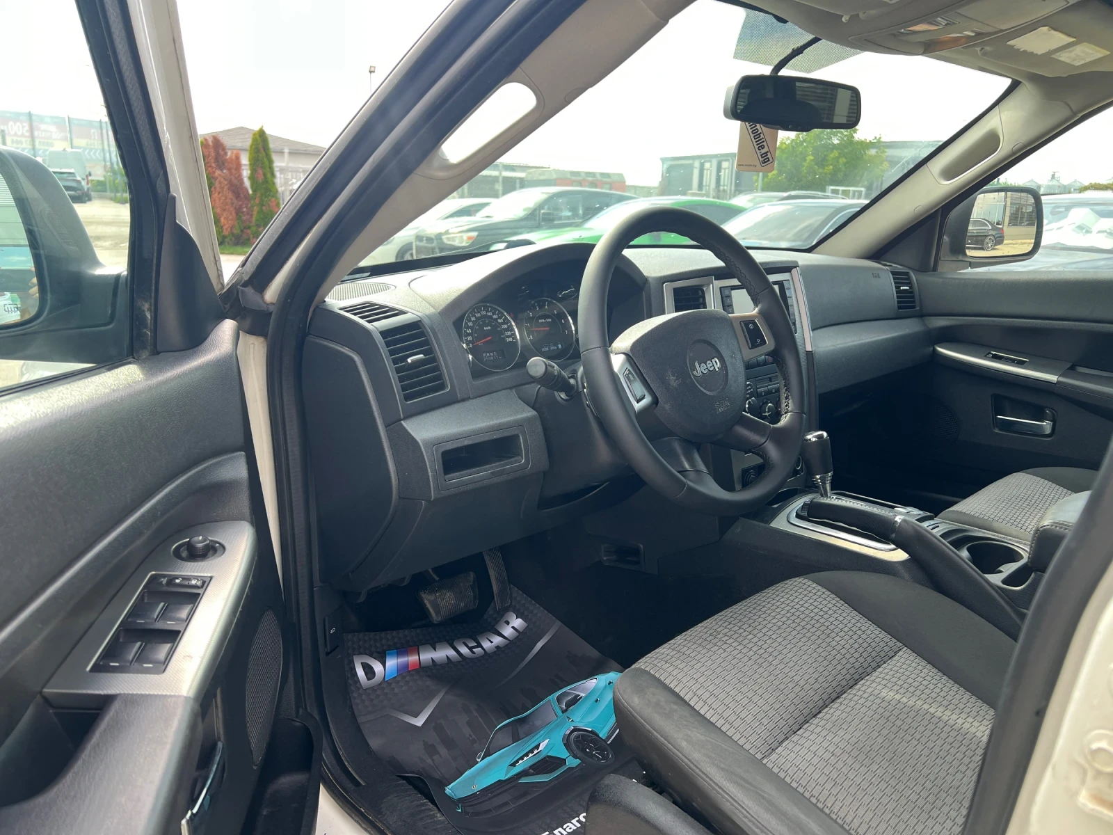 Jeep Grand cherokee 3.0 CRD/OM642/FACE/БЪРЗИ/БАВНИ/ЛИЗИНГ, снимка 12 - Автомобили и джипове - 55038401