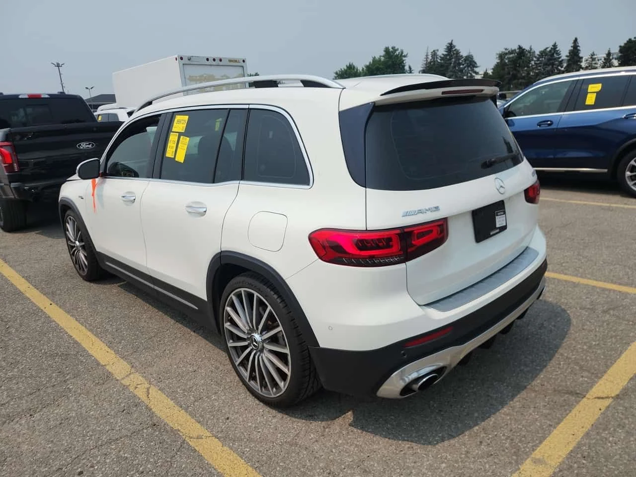 Mercedes-Benz GLB35AMG * CARFAX * ДИСТОНИК * ПАНОРАМА * 2 КЛЮЧА, снимка 4 - Автомобили и джипове - 55707853