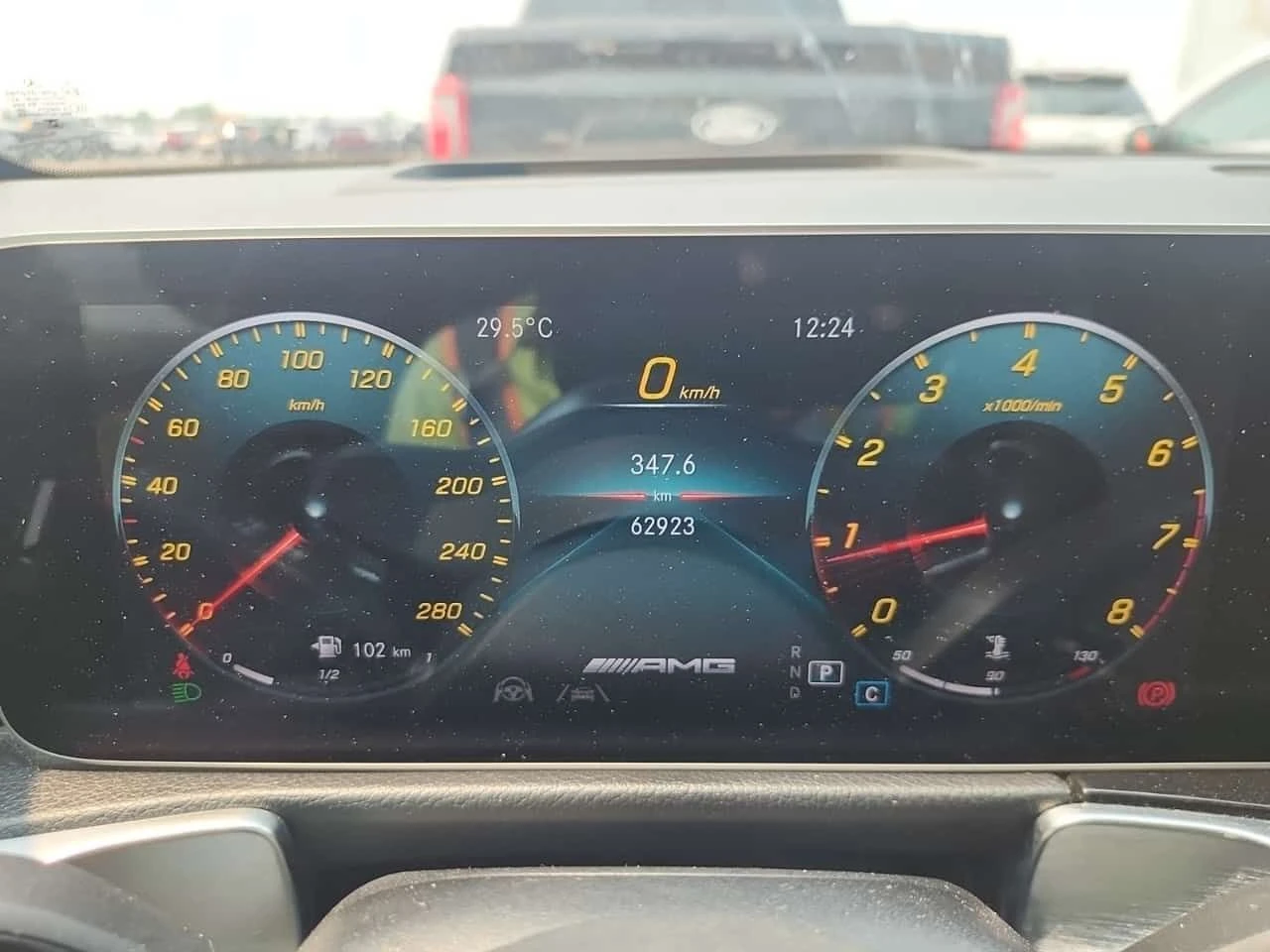Mercedes-Benz GLB35AMG * CARFAX * ДИСТОНИК * ПАНОРАМА * 2 КЛЮЧА, снимка 10 - Автомобили и джипове - 55707853
