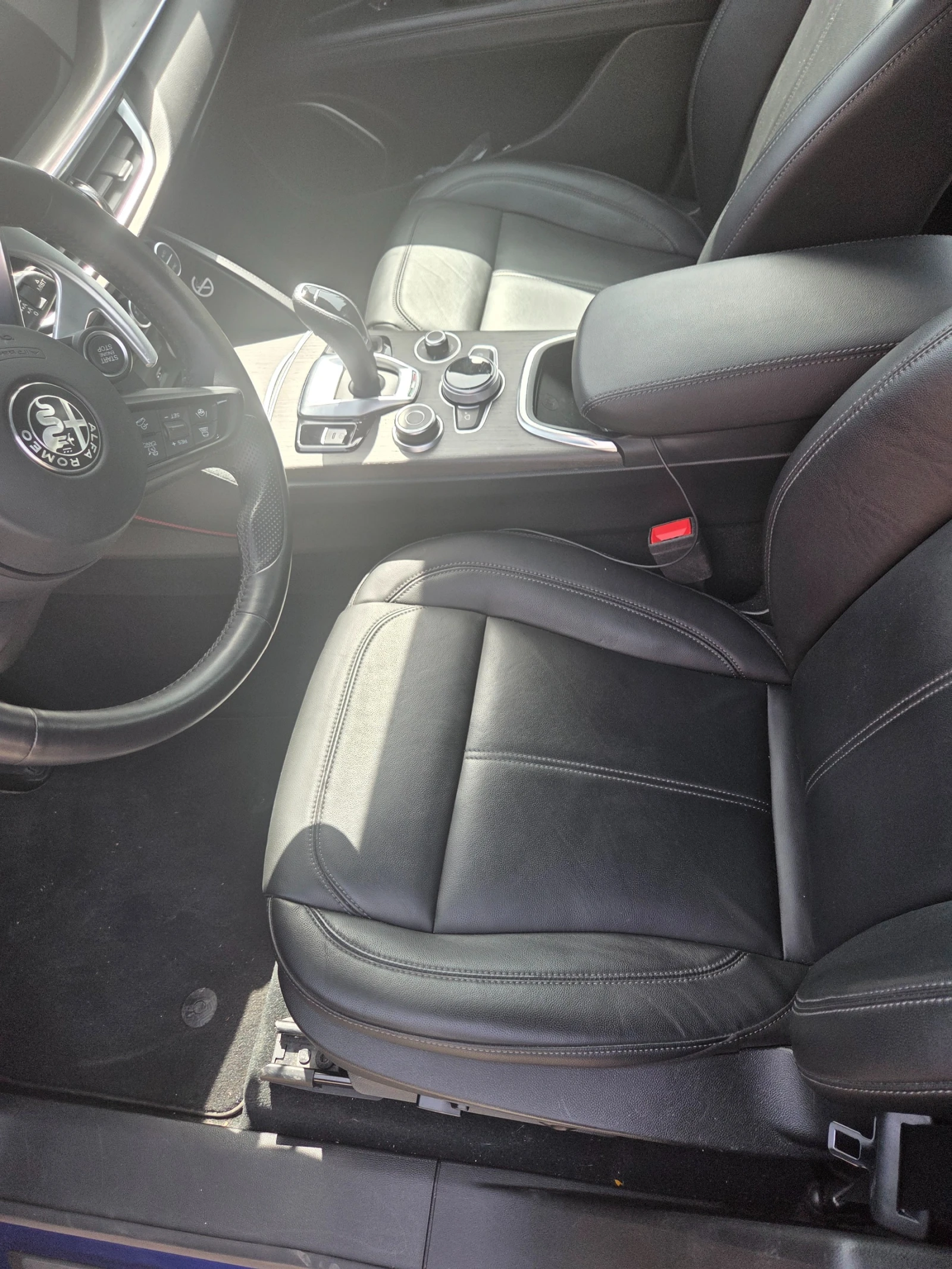 Alfa Romeo Stelvio Sport TI 280hp, снимка 8 - Автомобили и джипове - 55864032