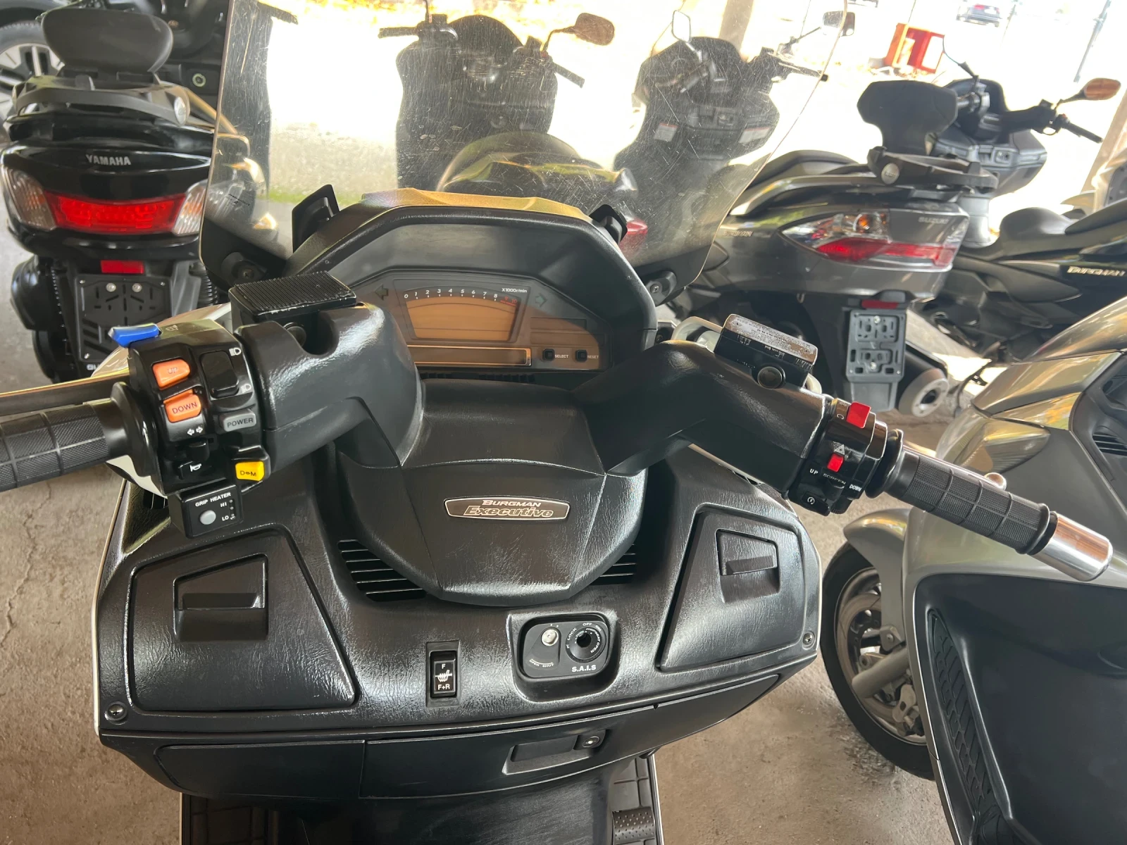 Suzuki Burgman 650 i Lizing | Mobile.bg � ����������� 8