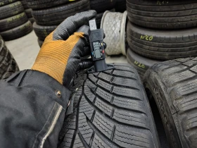 Гуми Зимни 225/45R17, снимка 3