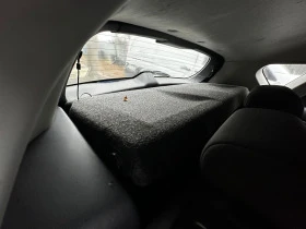 Toyota Auris 1.4 D-4D 90к.с  2015 НА ЧАСТИ, снимка 9