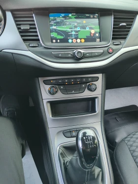 Opel Astra Sports Tourer, снимка 8