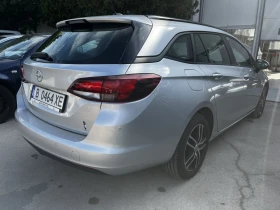 Opel Astra Sports Tourer, снимка 3